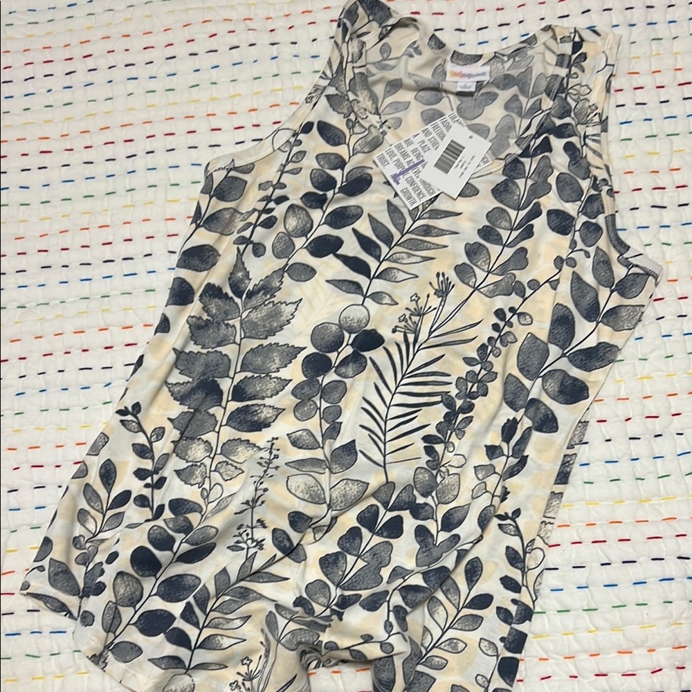 Floral Sleeveless Top - Black and Cream